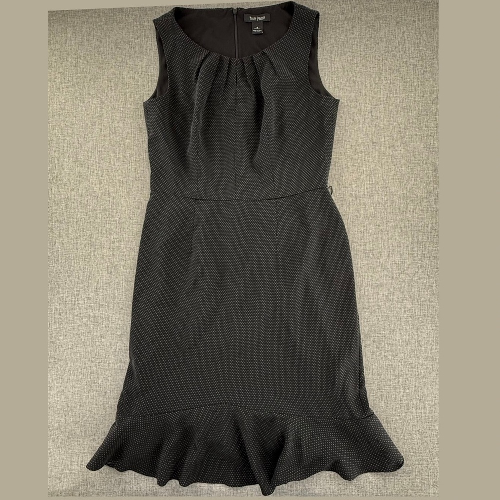 White House Black Market Sheath Dress Flounce Hem Polka Dots Size 8‎ Lined Round